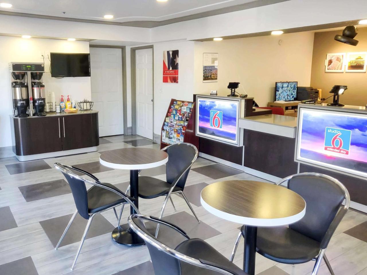 Studio 6-Fresno, Ca - Extended Stay Pinedale Esterno foto