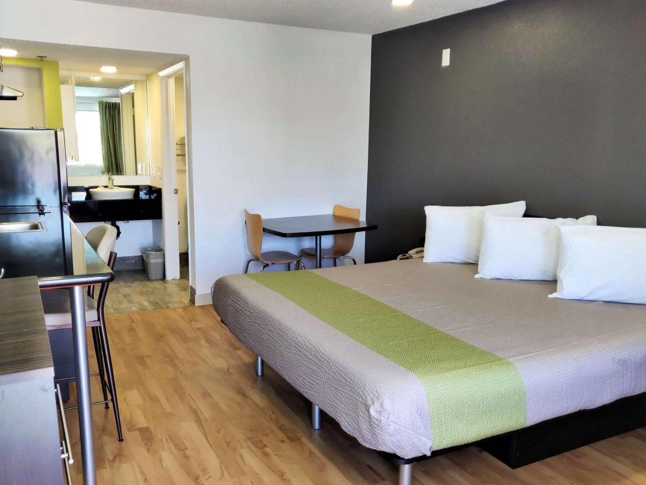 Studio 6-Fresno, Ca - Extended Stay Pinedale Esterno foto